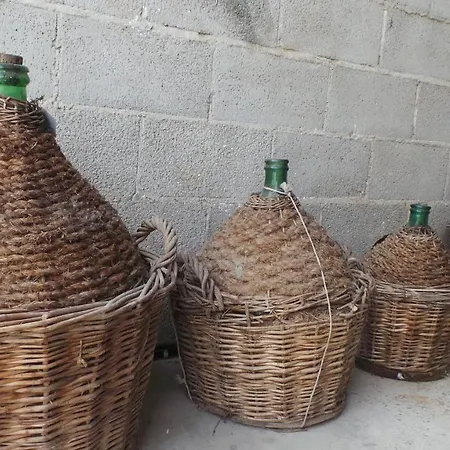 Sotto La Vigna Charm Adults Only Vacation Hayloft * Montegrosso d'Asti