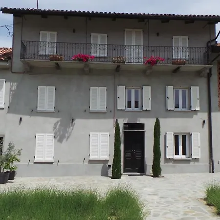 Aparthotel Sotto La Vigna Charm Adults Only Vacation Hayloft *