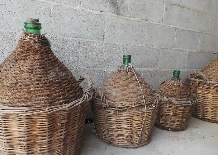 Sotto La Vigna Charm Adults Only Vacation Hayloft 4* Montegrosso dʼAsti